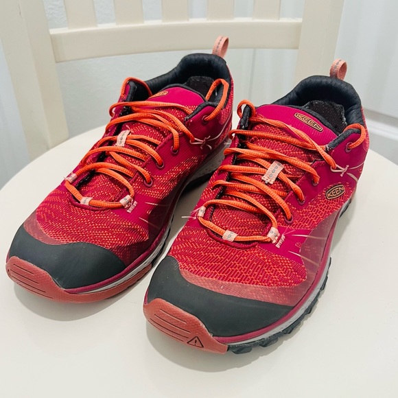Keen Shoes - Keen Terradora Pink Orange Waterproof Low Hiking Trail Shoes Women's Sz. 10